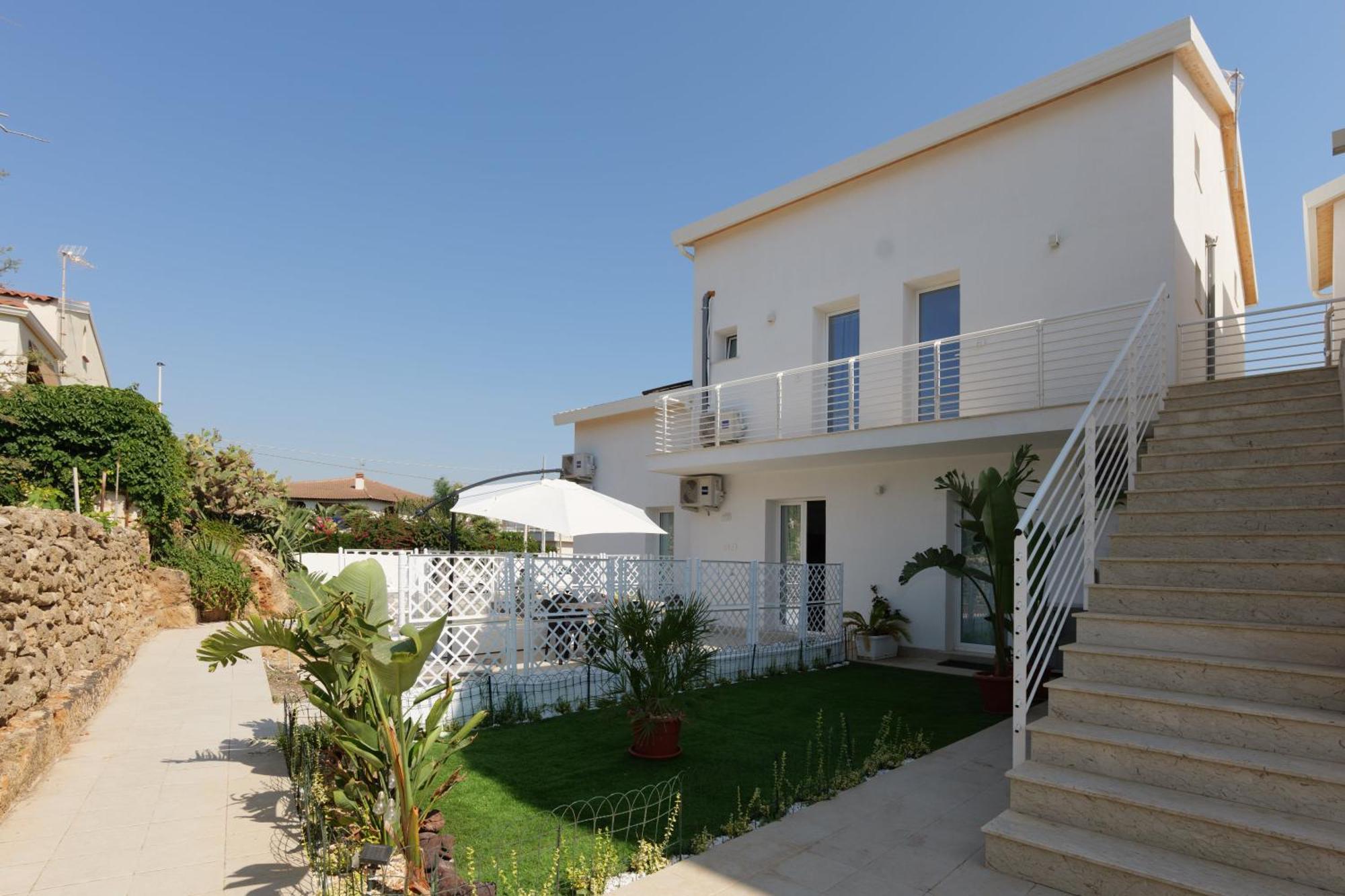 Astro Apartments With Direct Access On The Sea Of Noto Heritage Of Unesco المظهر الخارجي الصورة